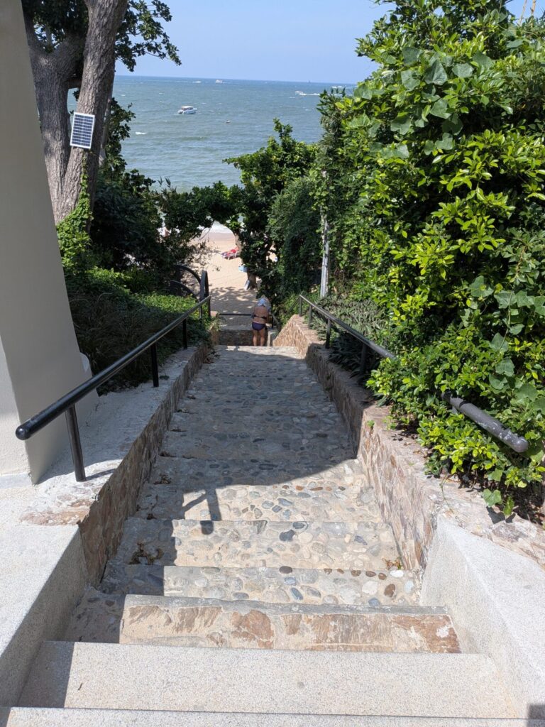 Steep stairway leading down to Cosy Beach in Pattaya