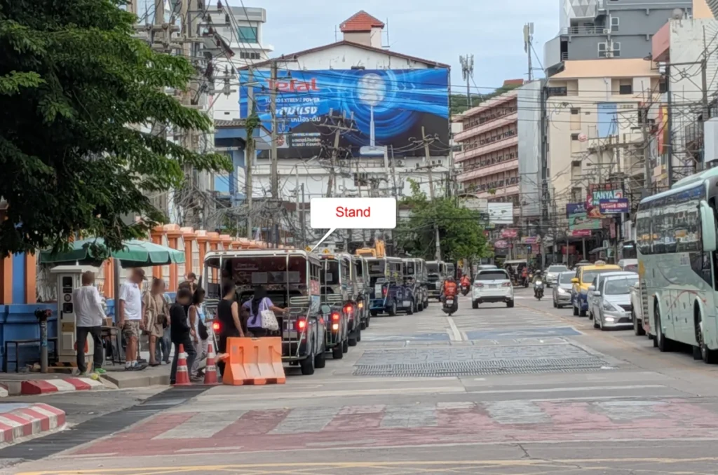 Jomtien Beach Route songthaew stand near South Pattaya Road in Pattaya (June 2026)