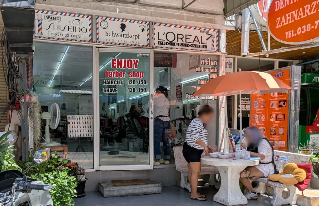 Local barbershop on Soi Buakhao in Pattaya