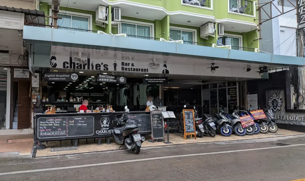 Local cafe on Soi Buakhao in Pattaya